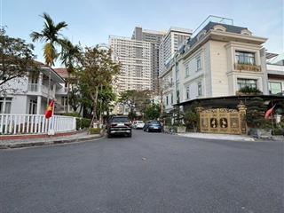 Bán nhanh lô góc 2 mặt tiền khu eurro villa 1 đà nẵng  bên bờ sông hàn  em học lvcc