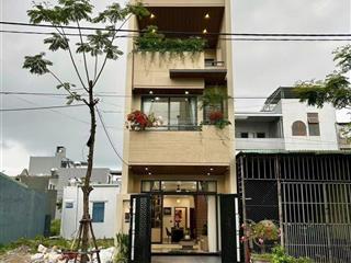 Bán nhanh căn nhà đường 10m5 trần triệu luật hoà minh  sát biển nguyễn tất thành