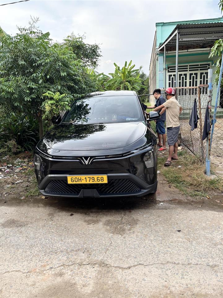 Cần bán lô đất thổ cư đường xe hơi view rạch lớn ngay cạnh dự án sen viet 212ha