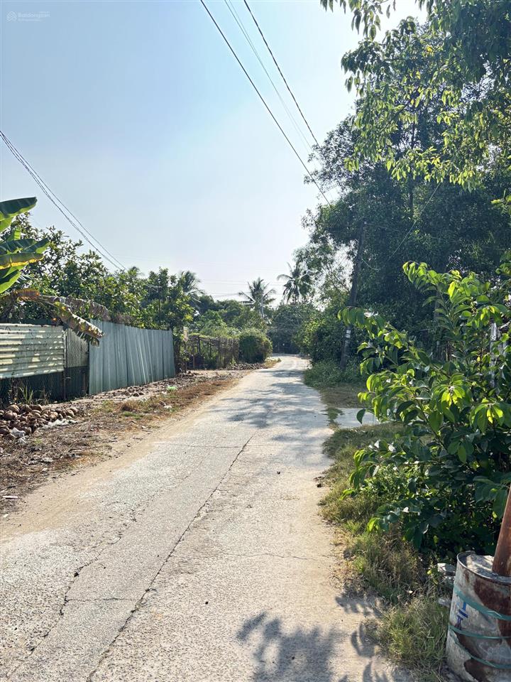 Cần bán 500m2 đất sạch có sẵn 100m2 thổ cư gần đường vành đai 3, hẻm thông