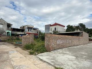 102,3m thôn tuyền  đông xuân. đường trước đất 4m ngõ thông. giá 2,7 tỷ