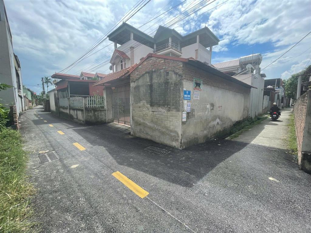 Chủ hạ giá sốc 88,5m hoàng dương mai đình  ngõ thông  1 nhà ra trục chính.