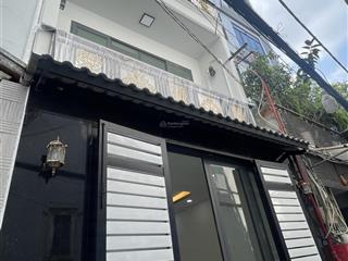 Bán gấp nhà mới ở liền 4,2x15 trệt lầu đúc