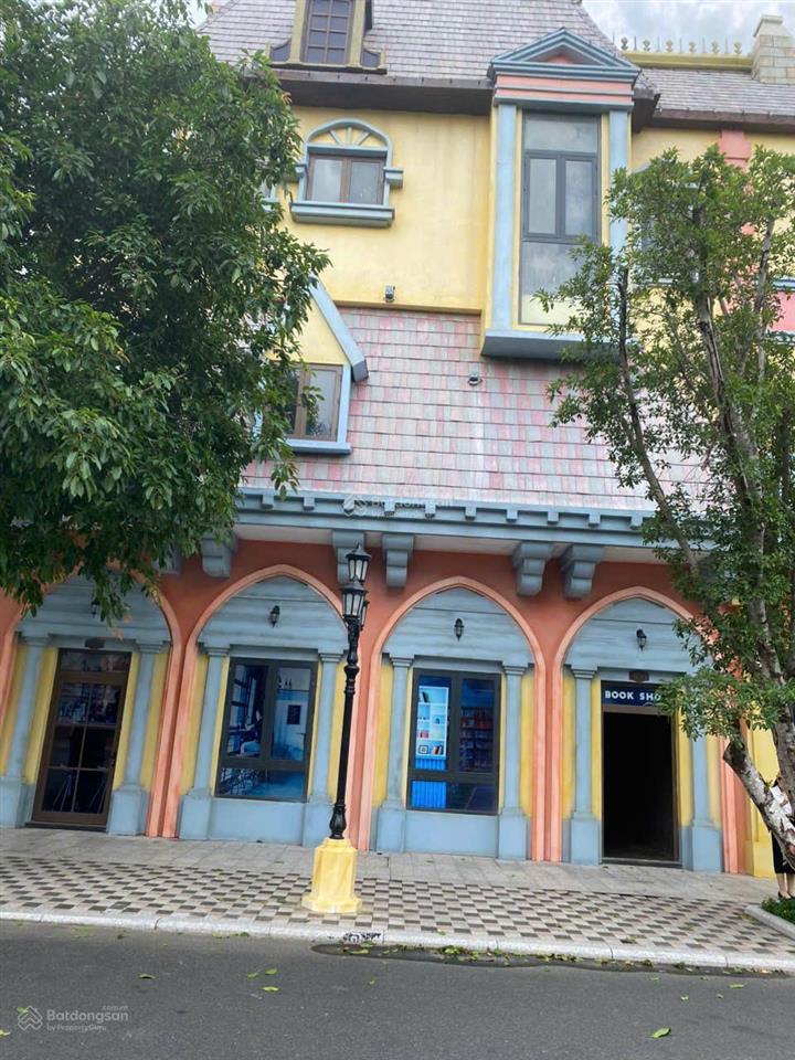 Bán shophouse 129m2 tại vinwonders, gành dầu, phú quốc, giá tốt nằm ngay cổng chính vinwonders