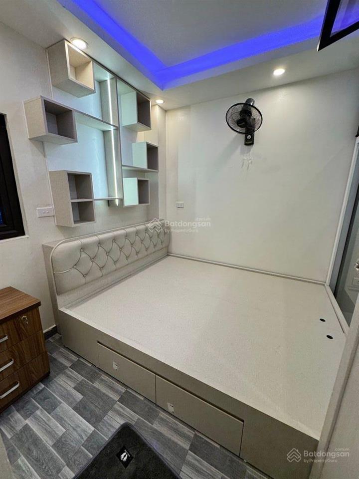 Bán nhà riêng tại tân khai, 2,4 tỷ, 25m2, 2pn, 2wc, 3 tầng, chính chủ