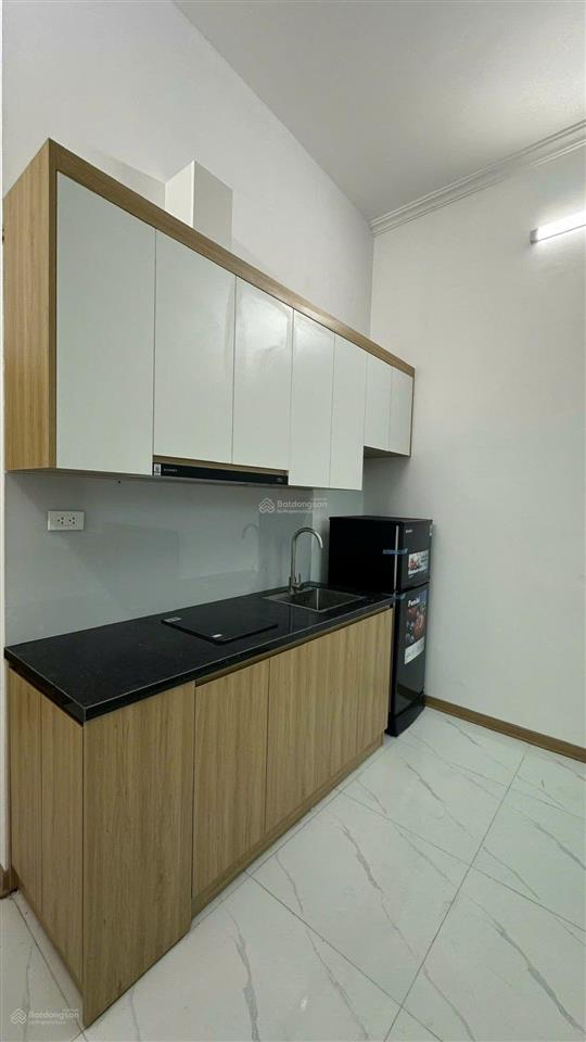 Bán nhà liền kề phương liệt  ô tô tránh  dòng tiền 50tr/th sổ a4 8pn giá đầu tư