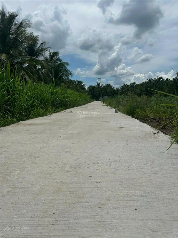 330m2 sổ riêng, cách quốc lộ 60 chỉ vỏn vẹn 300m, lên được đất ở.