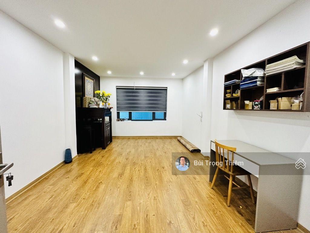 Bán nhà 6 tầng dân xây phố chu huy mân, long biên nội thất đẹp 10m ra ô tô tránh giá 8 tỷ