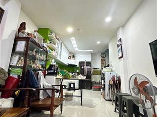 Bán nhà lý thái tổ q10, 36m² nở hậu 5.6m, 1 trệt 2 lầu st, 4pn, hẻm 3 gác thông, gần nhi đồng 1