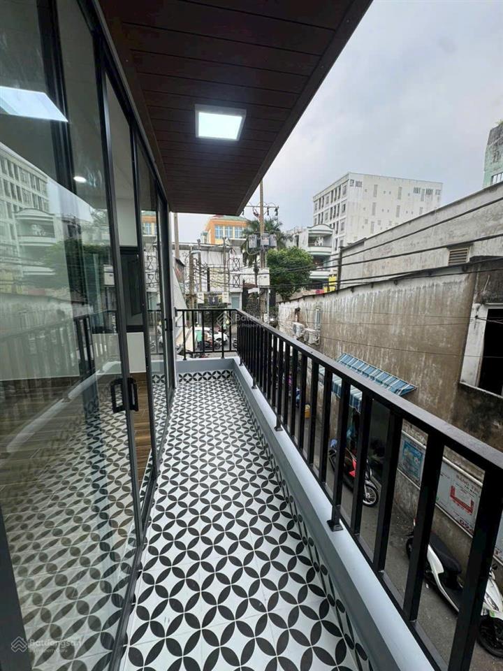 Bán nhà âu cơ q11, mt nội bộ 8m gần lê đại hành, 3 tầng, 30m², 4pn, giảm còn 6.68 tỷ.  0876 410 ***