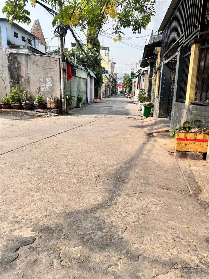 Nhà mới bình tân góc 2mt hẻm xe tải, 1t1l, 3pn, kinh doanh tốt, 5.18 tỷ.  ngay 0876 410 ***