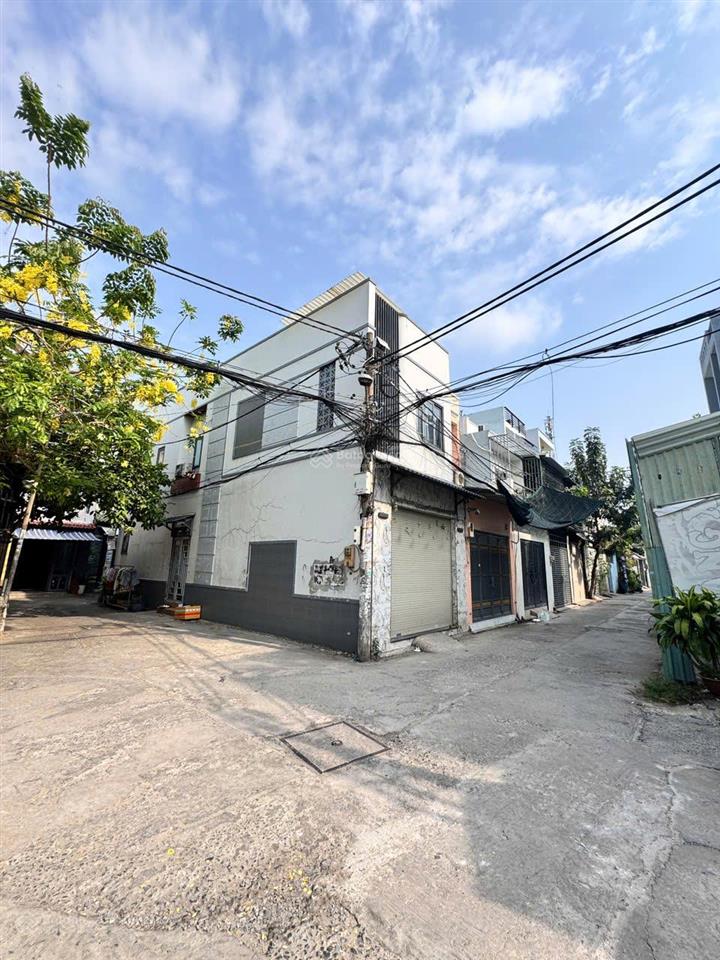 Nhà mới bình tân góc 2mt hẻm xe tải, 1t1l, 3pn, kinh doanh tốt, 5.18 tỷ.  ngay 0876 410 ***