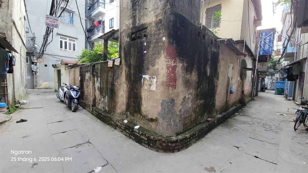 Bán đất định công thượng lô góc 3mặt thoáng 95m mt12m đã tách riêng 3sổ vị trí đẹp sau qh 200tr/m