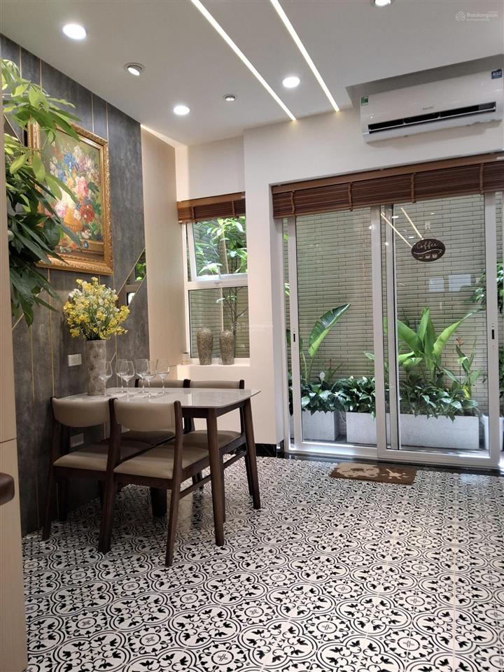 Nhà là nơi để về lõi hai bà trưng 40m 5 tầng 4pn đẹp full đồ ở ngay sổ đỏ ko quy hoạch chỉ 11,5 tỷ