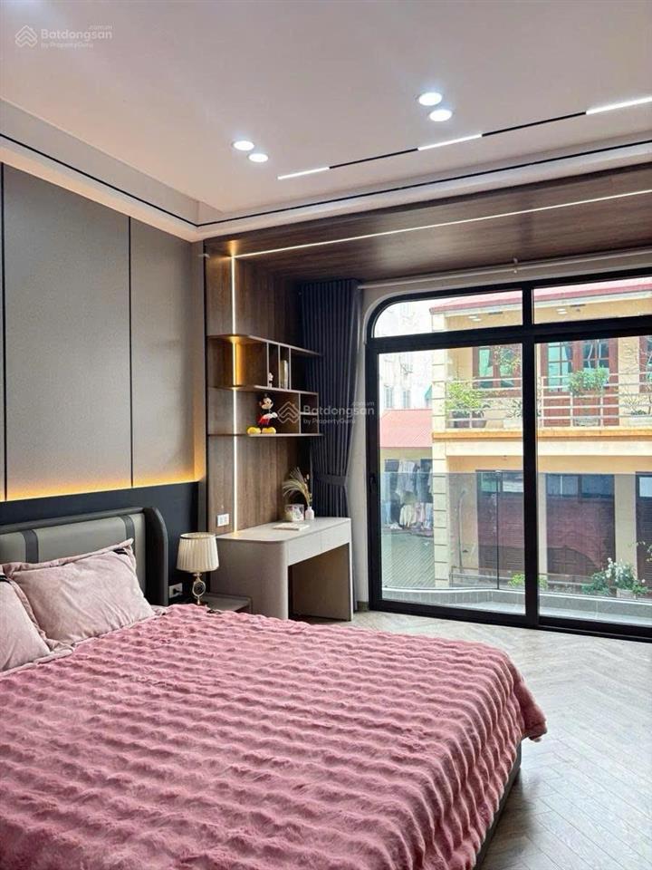 Bán gấp nhà riêng nguyễn đức cảnh hm 45m 6 tầng thang máy mt 5,2m cách phố 2 nhà qh ổn định 12,7 tỷ