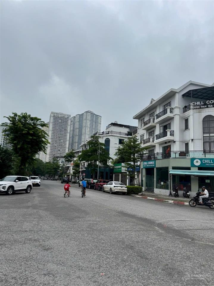 Mặt phố dương văn bé ngay timescity 75m 8tầng mt6m vỉa hè 6m kdvp, phòng khám sổ đỏ riêng hơn 45tỷ