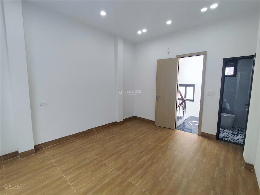 Nhà minh khai hai bà trưng mới fun nội thất 25m 5 tầng mt3,5m gần phố ở ngay chỉ 5,6 tỷ có tl