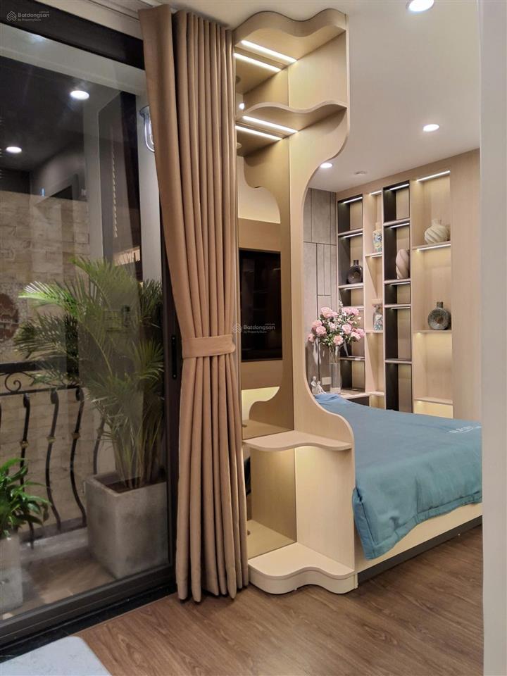 Nhà đẹp bạch mai hai bà trưng 40m 5 tầng 4pn full nội thất ở ngay gần phố hơn 11 tỷ sổ đỏ riêng
