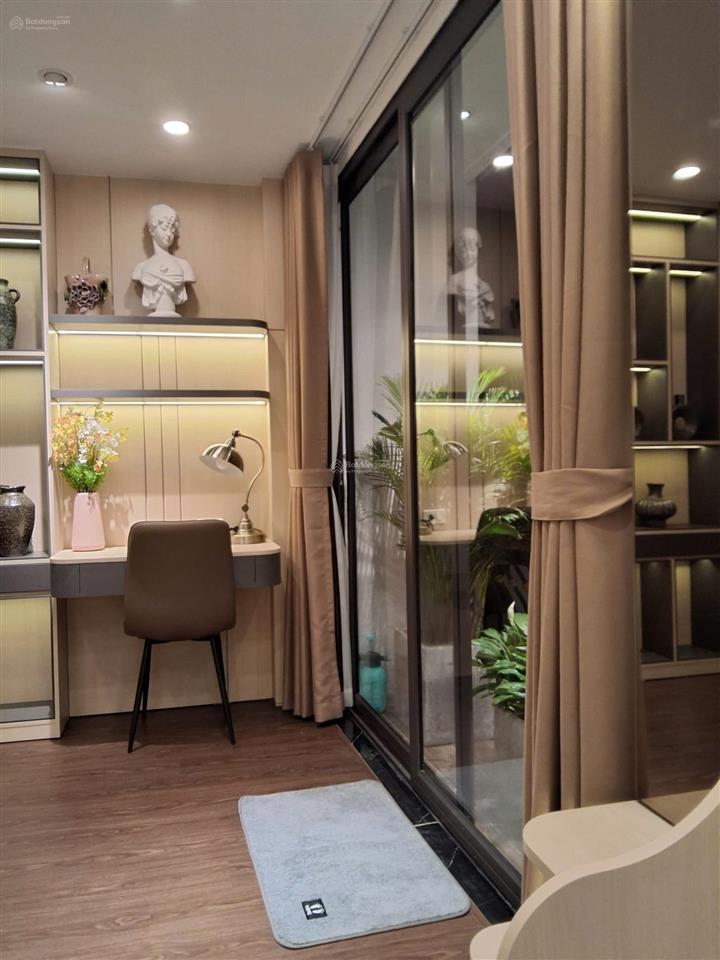 Nhà đẹp bạch mai hai bà trưng 40m 5 tầng 4pn full nội thất ở ngay gần phố hơn 11 tỷ sổ đỏ riêng