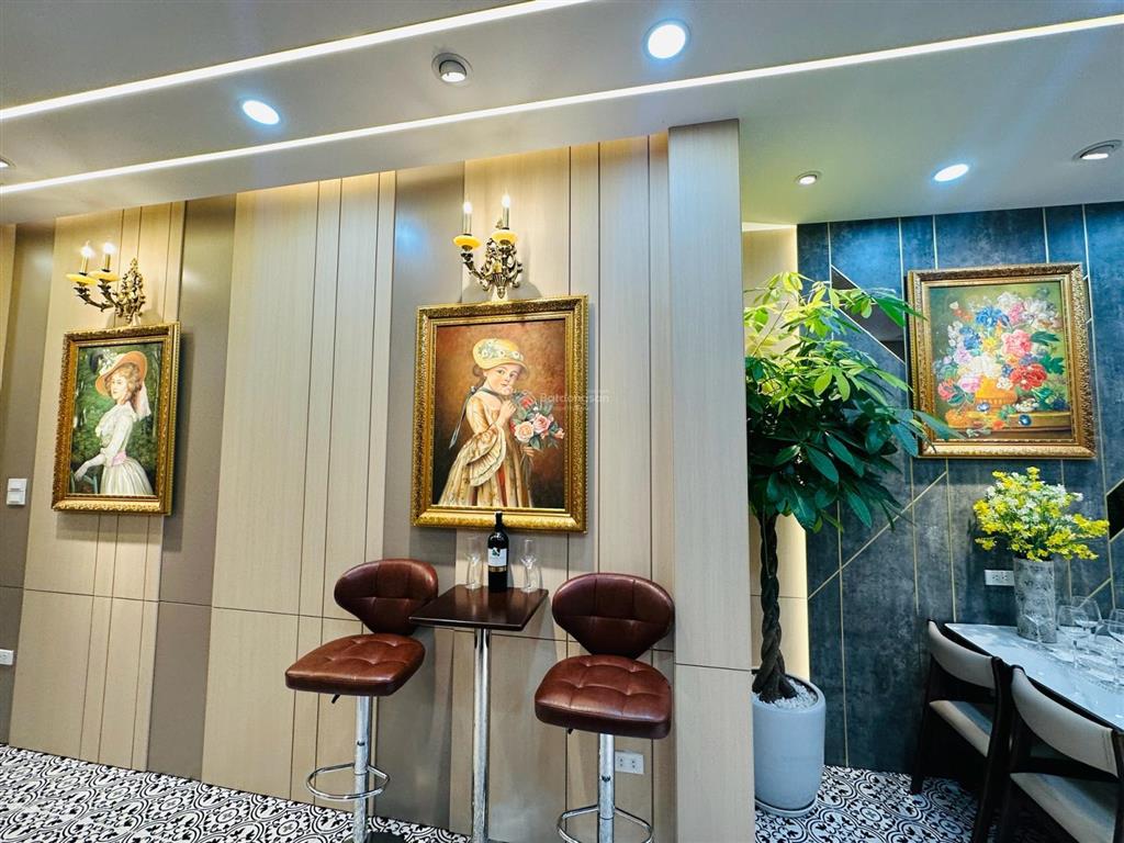 Nhà đẹp phố cổ hai bà trưng phố lò đúc 75m2 4tầng thang máy 6pkk ở kết hợp cho thuê mới hơn 18 tỷ