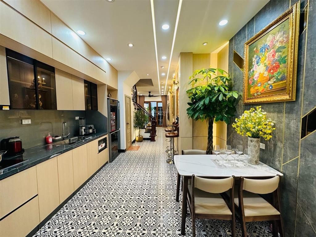 Nhà đẹp phố cổ hai bà trưng phố lò đúc 75m2 4tầng thang máy 6pkk ở kết hợp cho thuê mới hơn 18 tỷ
