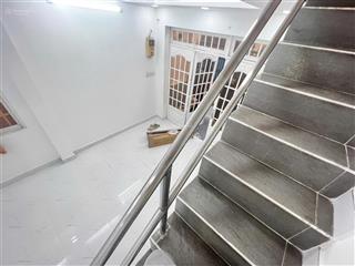 Nhà 1 trệt 1 lầu hxh đường 11 phường trường thọ,gần vành đai 2, thủ đức chỉ 4 tỷ hơn