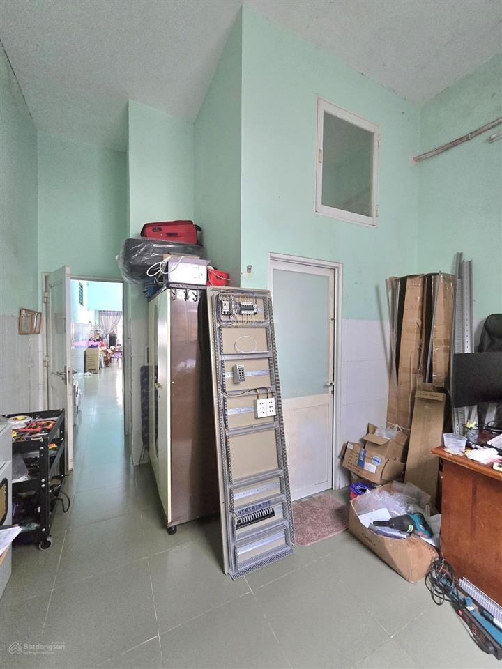 Nhà cấp 4 hẻm 7 chỗ đường 11 trường thọ,sát ga metro khu đô thị nén 160ha chỉ 6 tỷ hơn xíu