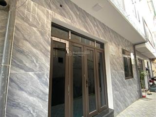Âu cơ, tây hồ xây mới kính coong, ô tô đỗ cổng dt 40m2, 4 tầng, mt 5m