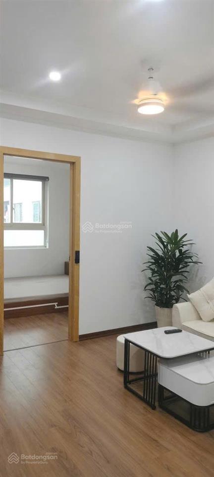 Chính chủ cần bán ch ecohome 1,dt 36m2, 1pn , tầng đẹp , mát mẻ , giá hơn 2 tỉ .