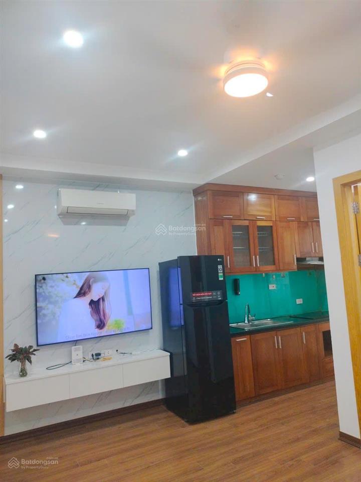 Chính chủ cần bán ch ecohome 1,dt 36m2, 1pn , tầng đẹp , mát mẻ , giá hơn 2 tỉ .