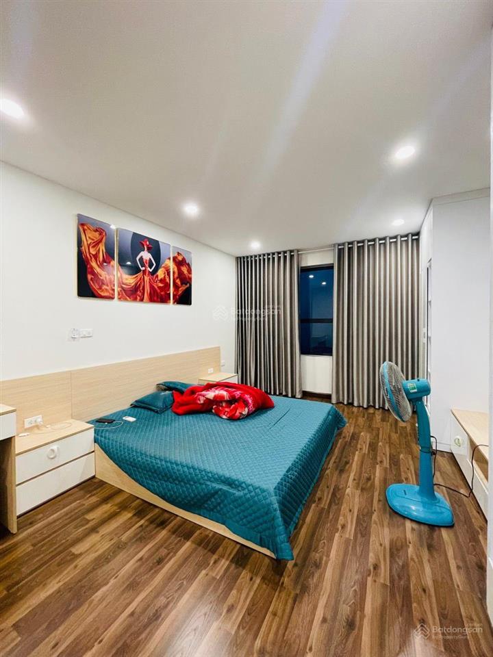 Chính chủ cần bán ch ecohome 3, dt 63m2, tầng cao hướng thoáng, giá hơn 4 tỉ