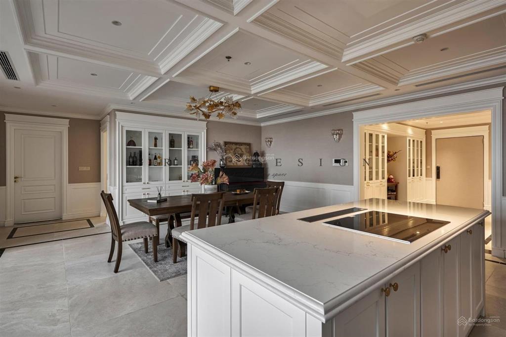 Bán căn 3 phòng ngủ đẹp nhất toà thành công tower, 194m2 giá 16,6 tỷ, 57 láng hạ,  0982 281 ***