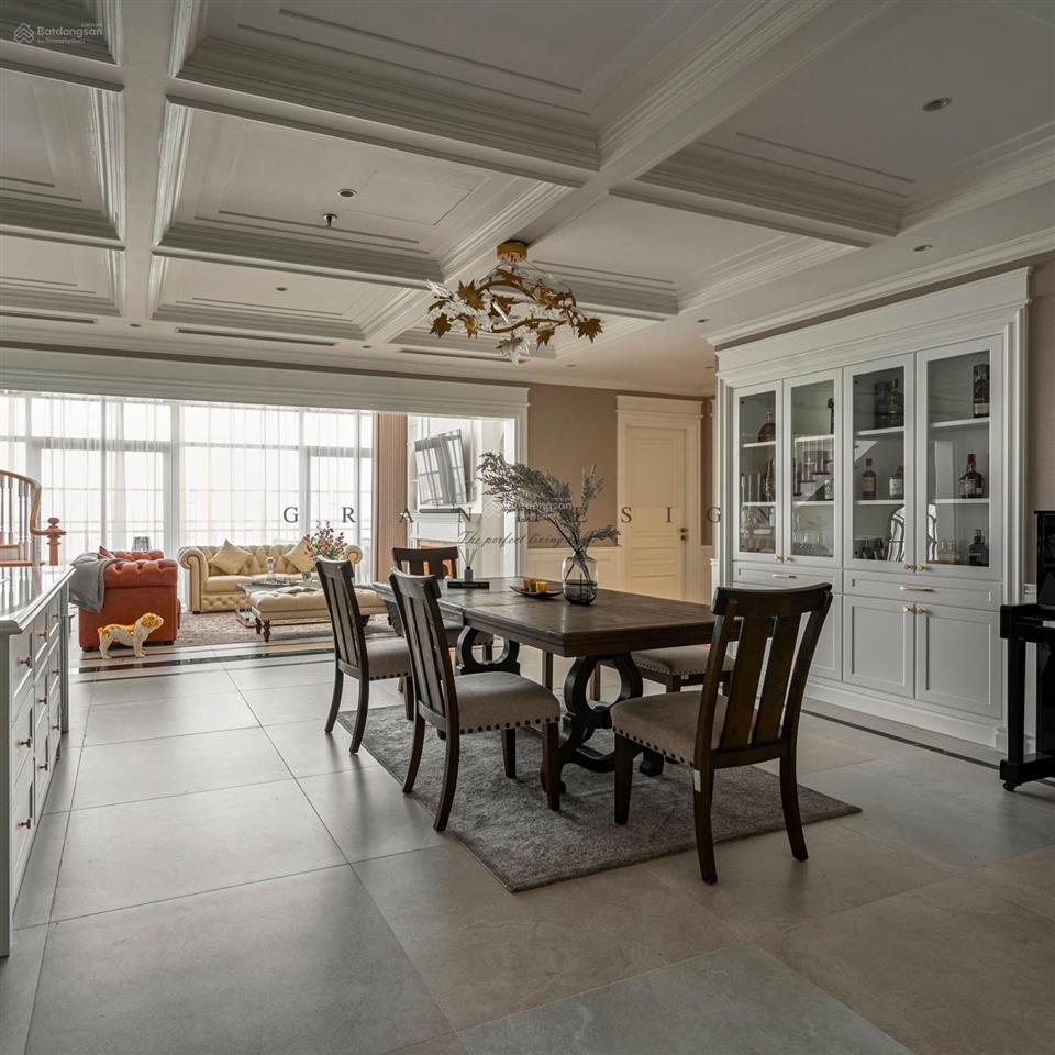 Bán căn 3 phòng ngủ đẹp nhất toà thành công tower, 194m2 giá 16,6 tỷ, 57 láng hạ,  0982 281 ***