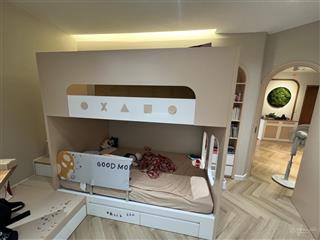 Chính chủ cần bán nhanh căn 2 phòng ngủ, 63m2 giá 4.5 tỷ full nội thất đẹp ở ngay, rẻ nhất khu vực