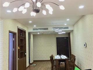 Bán căn 3 phòng ngủ giá 9,3 tỷ 100m2, full nội thất đẹp ở ngay, discovery complex, 0982 281 ***