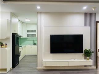 Bán căn hộ 2 phòng ngủ 73m2 giá 6.9 tỷ full nội thất đẹp ở ngay, toà b14 kim liên, view cực đẹp