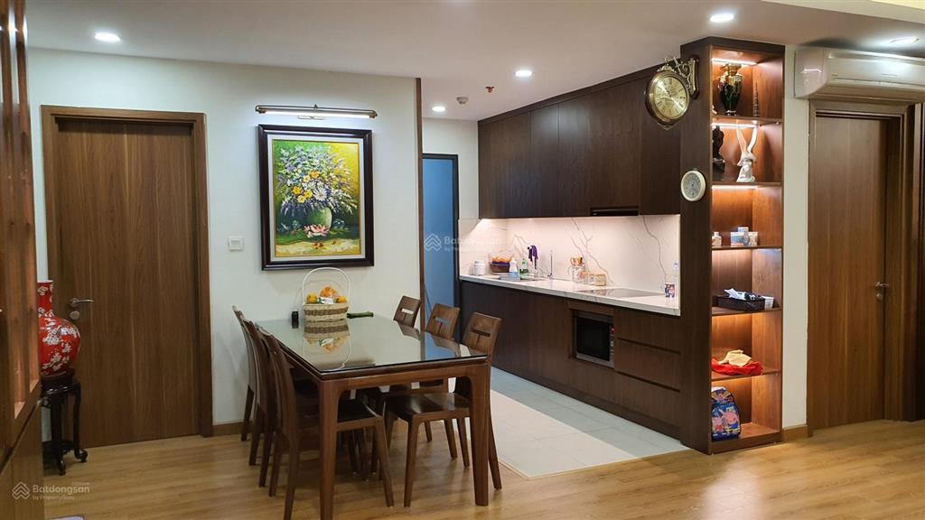 Bán căn hộ 3phòng ngủ, giá siêu rẻ 12,8 tỷ, 148.5m2, toà discovery complex, 302 cầu giấy