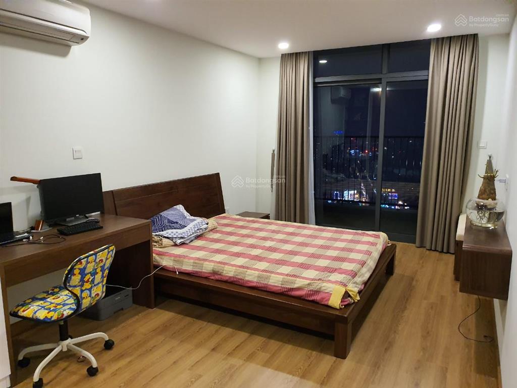 Bán căn hộ 3phòng ngủ, giá siêu rẻ 12,8 tỷ, 148.5m2, toà discovery complex, 302 cầu giấy