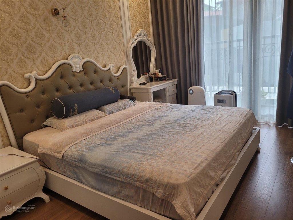 Bán căn 3 phòng ngủ 85m2 giá 6.8 tỷ, nhà đẹp ở ngay, căn góc view hồ cực đẹp, smile buiding