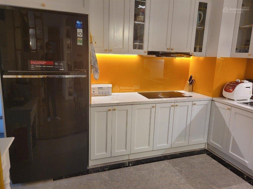 Bán căn 3 phòng ngủ 85m2 giá 6.8 tỷ, nhà đẹp ở ngay, căn góc view hồ cực đẹp, smile buiding