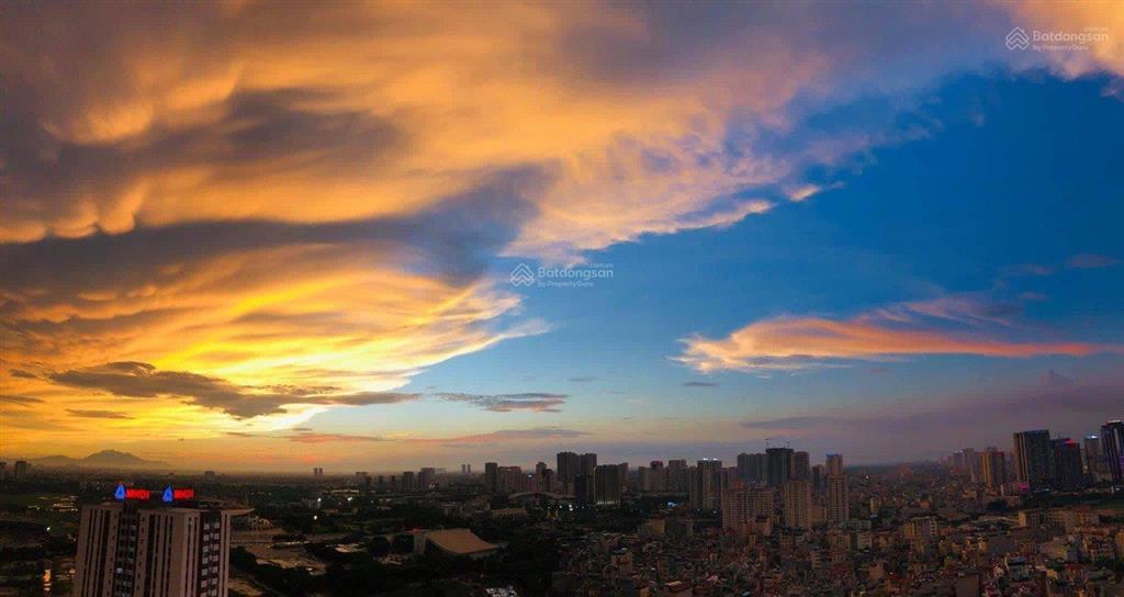 Bán căn 3 phòng ngủ 85m2 giá 6.8 tỷ, nhà đẹp ở ngay, căn góc view hồ cực đẹp, smile buiding