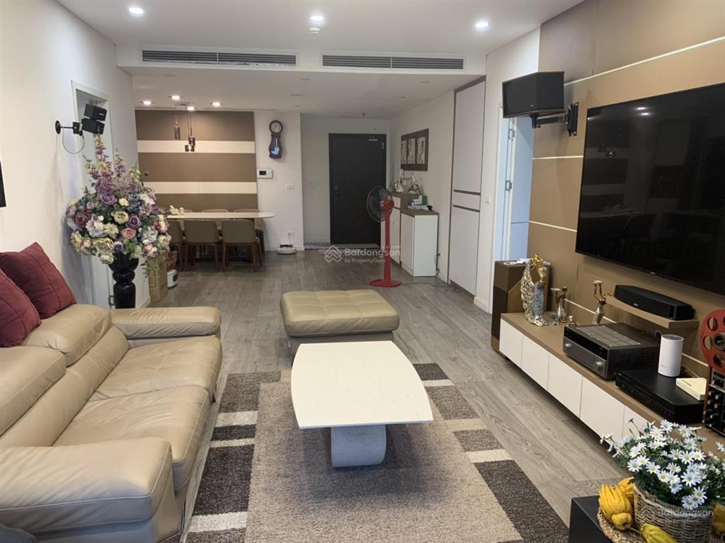 (rẻ nhất toà) bán căn hộ 3 ngủ, view thành phố, hướng cực thoáng, diện tích 148.6m2