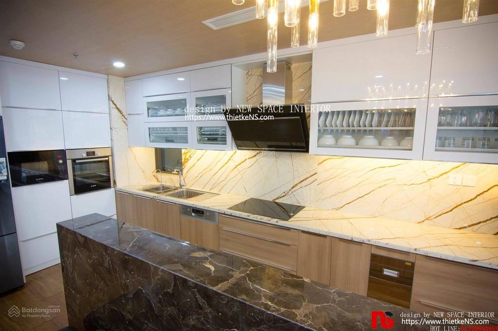 Bán căn 3 ngủ, căn góc phòng nào cũng thoáng sáng, nội thất đẹp ở ngay, tân hoàng minh hoàng cầu