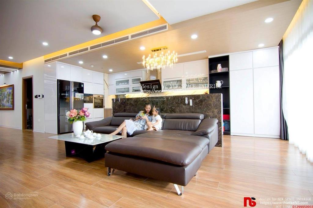 Bán căn 3 ngủ, căn góc phòng nào cũng thoáng sáng, nội thất đẹp ở ngay, tân hoàng minh hoàng cầu