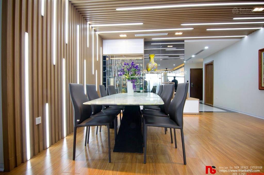 Bán căn 3 ngủ, căn góc phòng nào cũng thoáng sáng, nội thất đẹp ở ngay, tân hoàng minh hoàng cầu