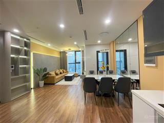 (rẻ nhất toà) bán căn hộ 2 ngủ, view thành phố, hướng cực thoáng, diện tích 69m2