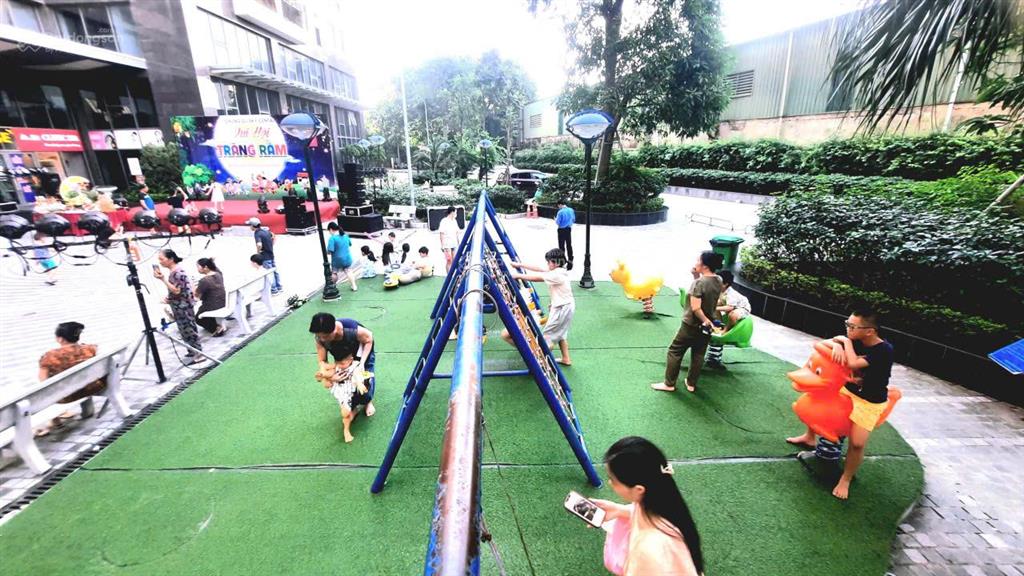 Danh sách căn 2,3 phòng ngủ, giá cực tốt chủ nhà gửi bán, sky central, 176 định công