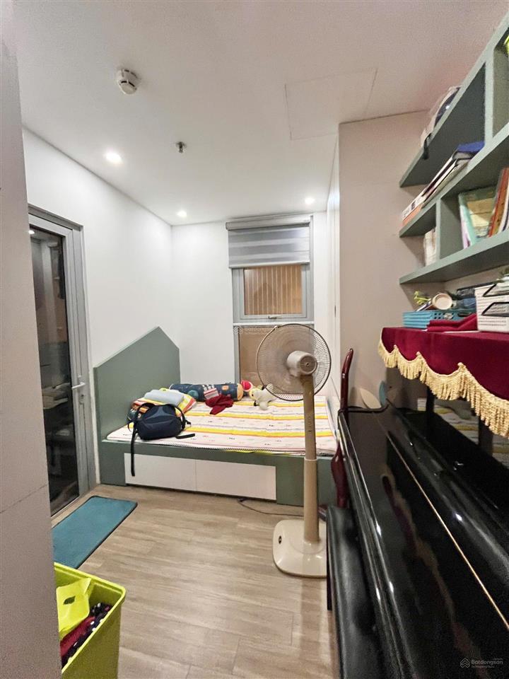 Bán căn hộ 2 phòng ngủ, 91m2 giá 8.1 tỷ, full nội thất đẹp ở ngay, meco complex