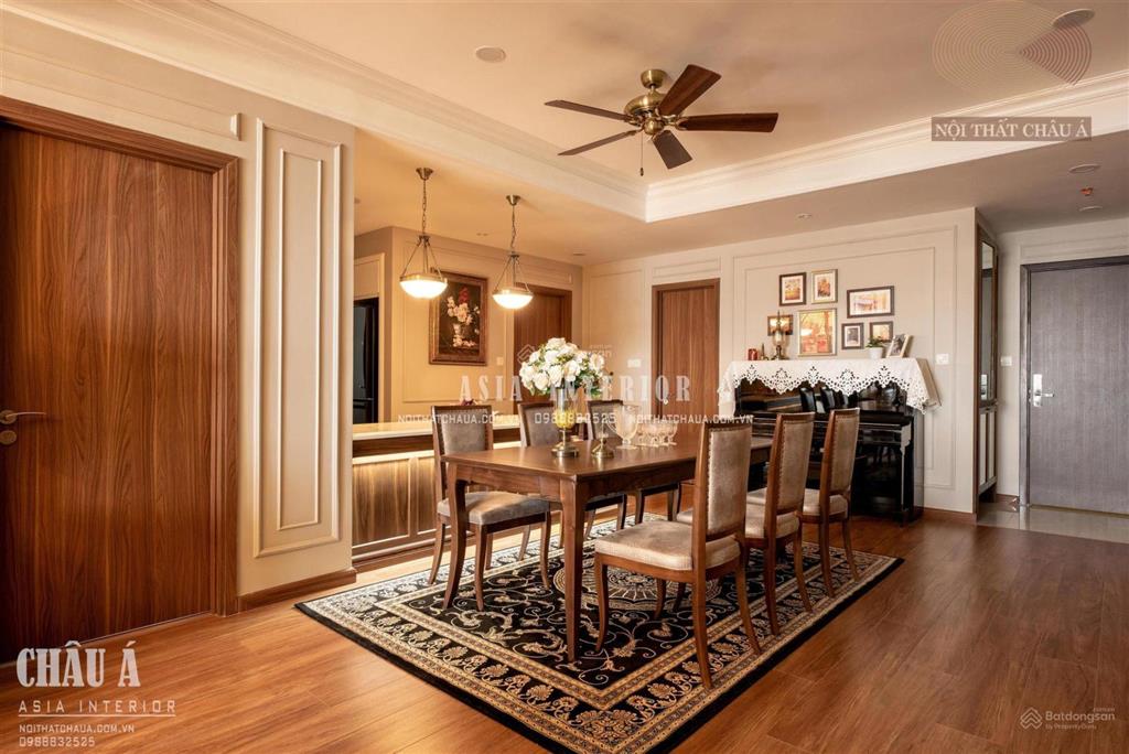 Bán căn 3 phòng ngủ 148,6m2 giá 12,6 tỷ, full nội thất đẹp ở ngay, ban công đông nam