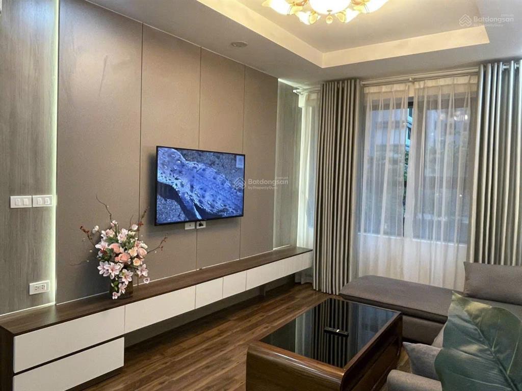 Bán căn 2 ngủ, căn góc đông nam, 75m2 giá 6,8 tỷ, toà b14 kim liên, trục đẹp nhất toà, view đẹp